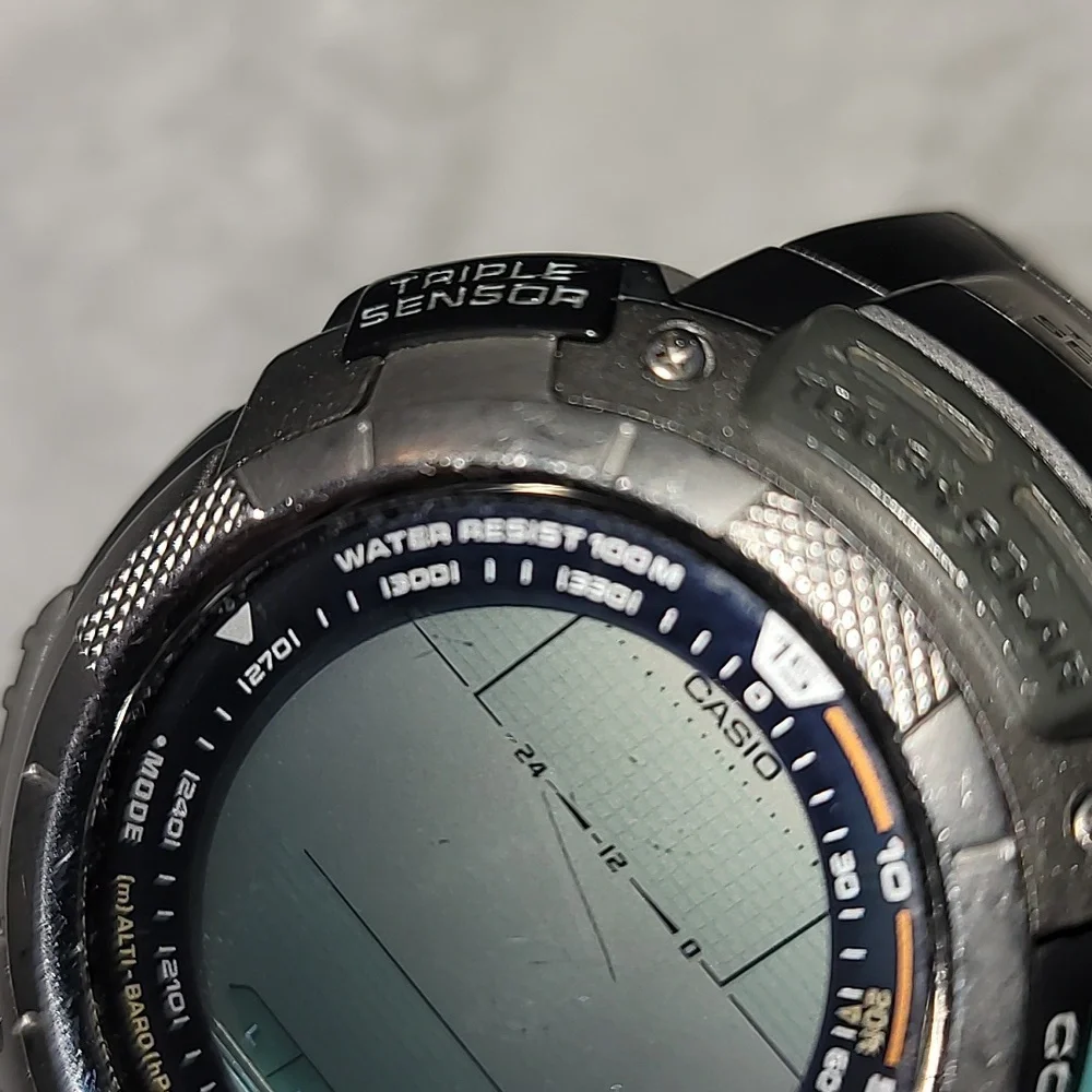 Casio Pathfinder PAG-80 Altimeter Barometer Thermometer Men's Watch Need Battery